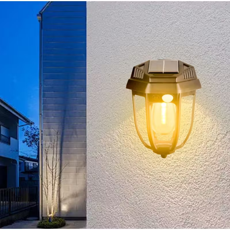 Solarna LED lampa s senzorom pokreta